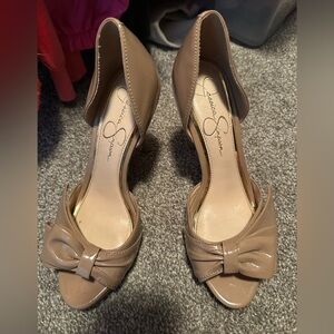 Jessica Simpson Bow Pumps